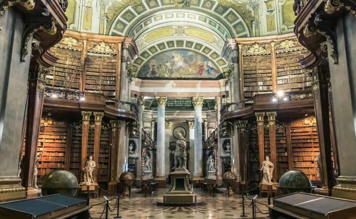 Trodat Printy Stempel und Prägestempel für Bibliotheken zur Buchkennzeichnung 